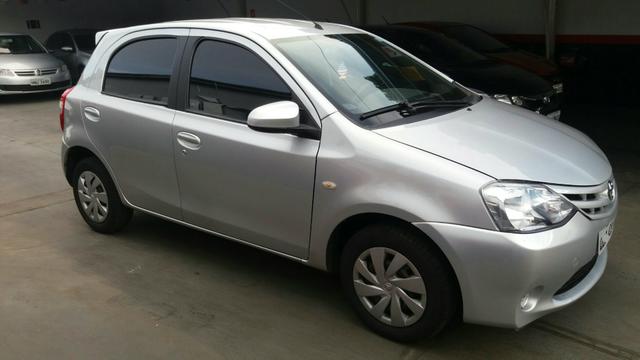 ETIOS XS 1.5 15/15 completão, Entrada 5.500 + 48 x 1.085.00 aceito troca - Foto 8