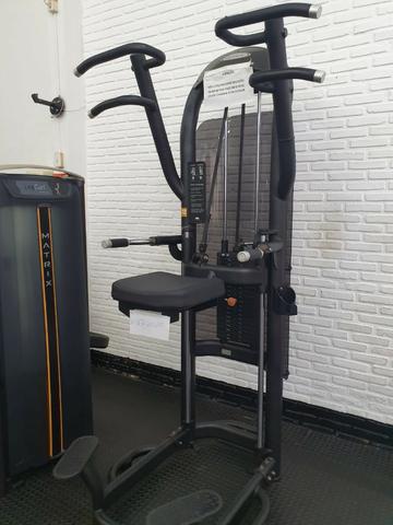 Graviton Matrix Equipamento para Musculação