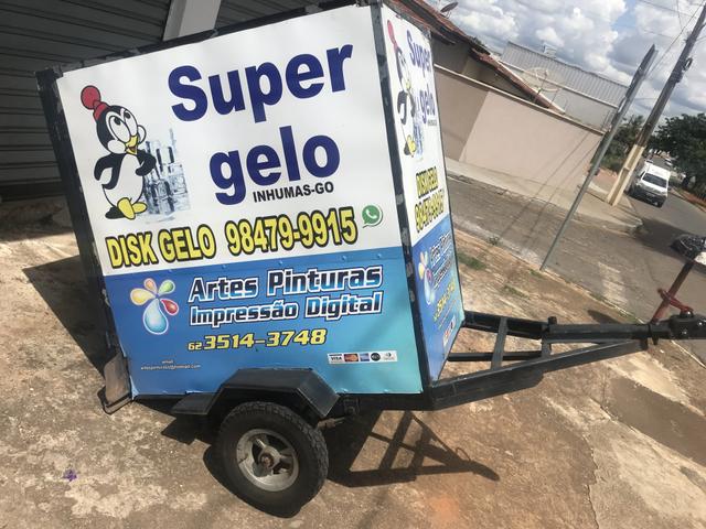 Carretinha baú térmico para moto
