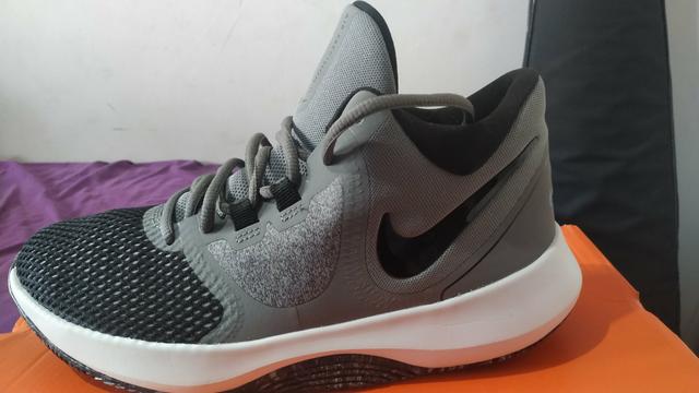 Tênis Nike Air Precission II n:39 - Foto 5