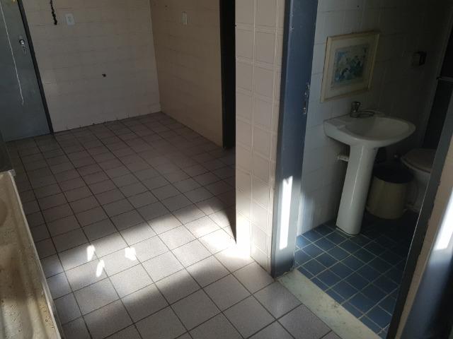 Apartamento com 3/4, 2 banheiros varada área de 70 m2, 8º andar - Jatiúca - Foto 13