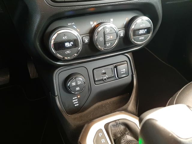 Renegade DIESEL 28 mil km LONGITUDE 4x4 - Foto 12