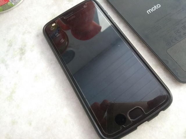 Moto Z2 play - Foto 2