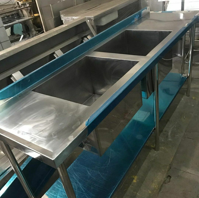 Pia com duas cubas em Aço inox