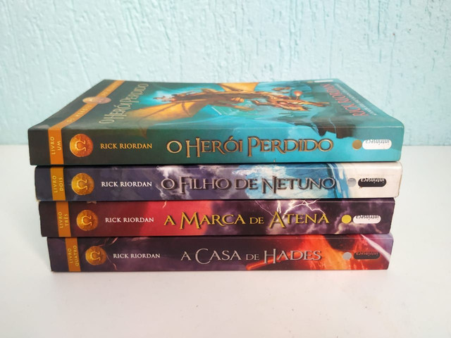 Saga Percy Jackson: 4 livros - Foto 2