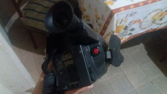 Filmadora gradiente com fonte e controle remoto - Foto 5