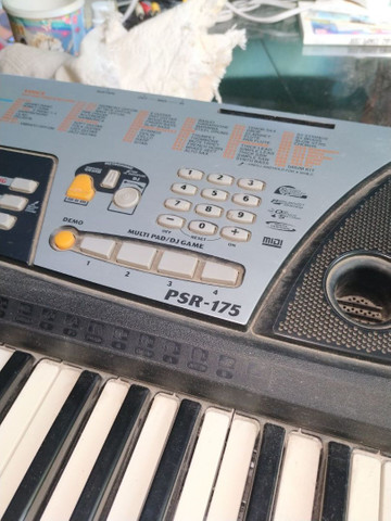 Teclado Eletrônico Yamaha - Foto 3
