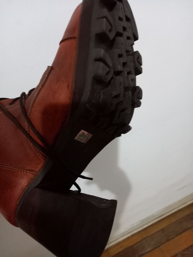 Bota Jinglers de couro tamanho 39 - Foto 5