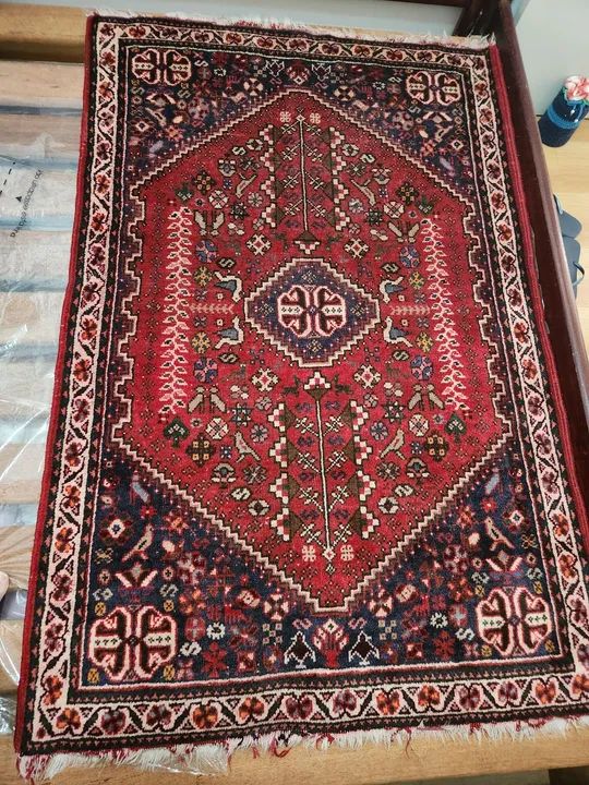 Tapete Persa Antigo - Shiraz de lã  a mão de origem Iraniana - Medidas 1,63 X 1,13= 1,84 m