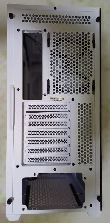 gabinete gamer marca xpg starker compact, mid tower, lateral em vidro temperado - Foto 3