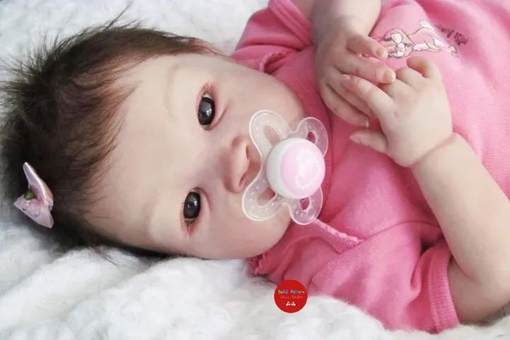 BEBÊ REBORN MENINA SUPER REALISTA ATÉ 12X SEM JUROS - Foto 2