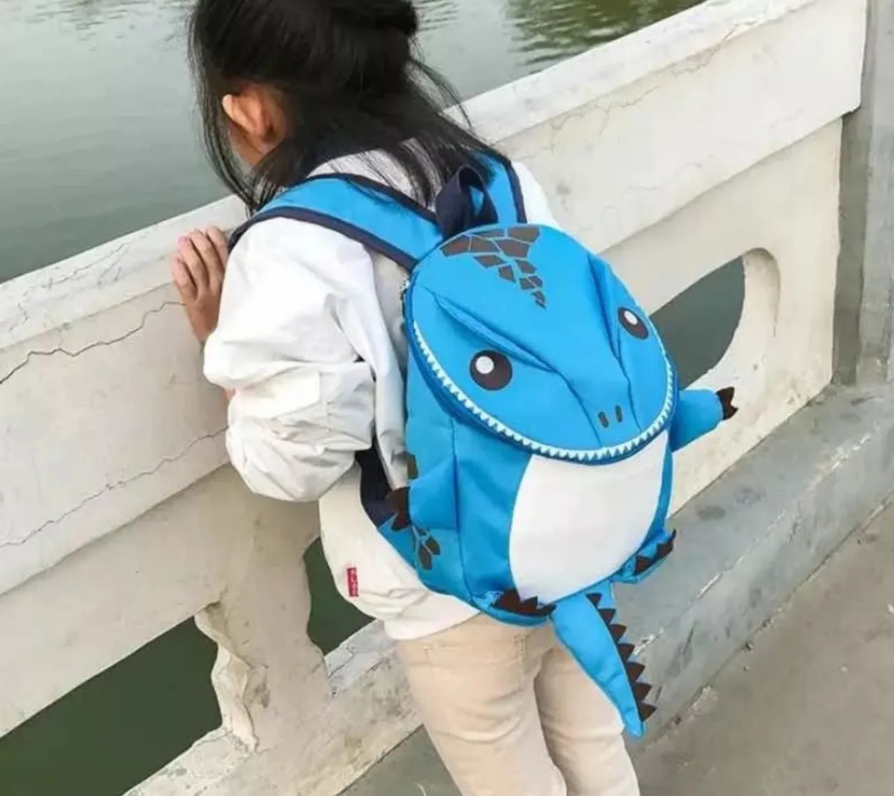 Mochila Infantil Dinossauro realista Azul Nova - Foto 2
