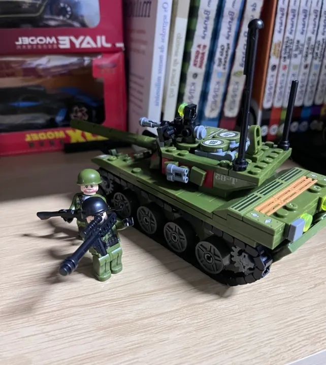 Tanque de Guerra T-85 de Lego NOVO - Foto 3