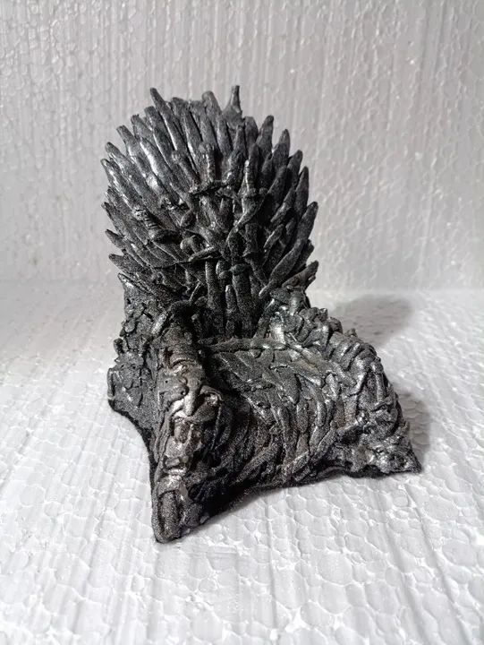 ACTION FIGURE TRONO DE FERRO - GOT - Foto 2