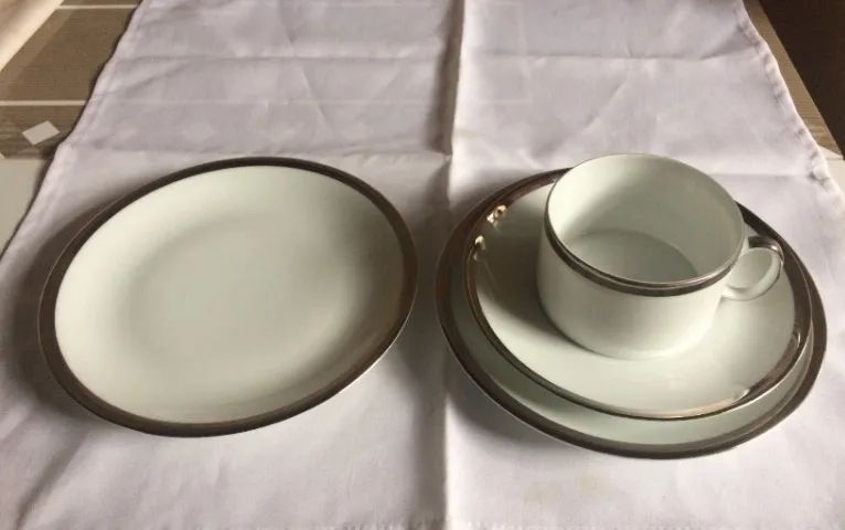Trio de Chá/Café- Porcelana Medaillon Renner - Foto 3