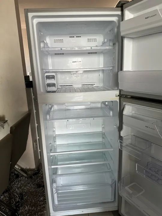 Oportunidade Única!!! Geladeira Electrolux frost free - Foto 5