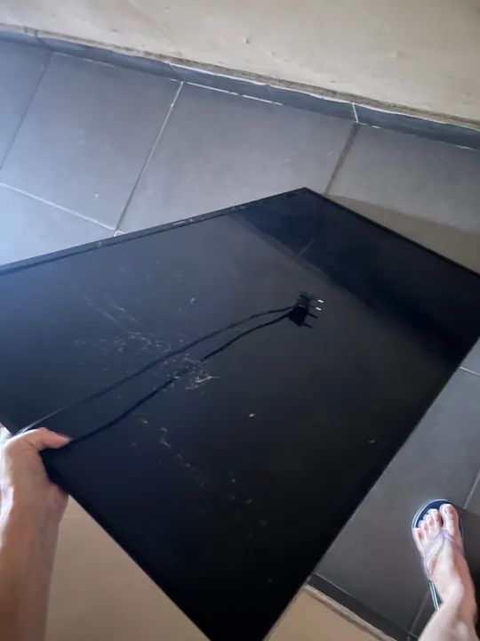 Tv smart sansung 43 polegadas nova com avaria - Foto 3