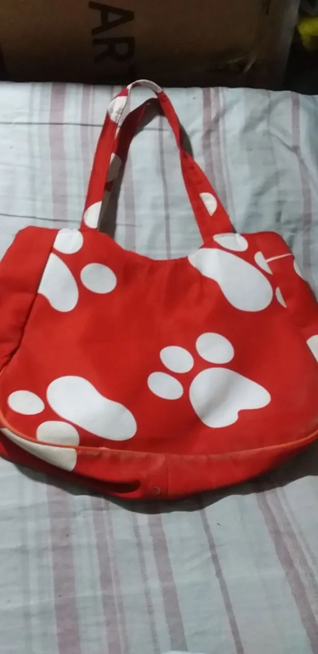 Bolsa de ombro vermelha com detalhes - Foto 2