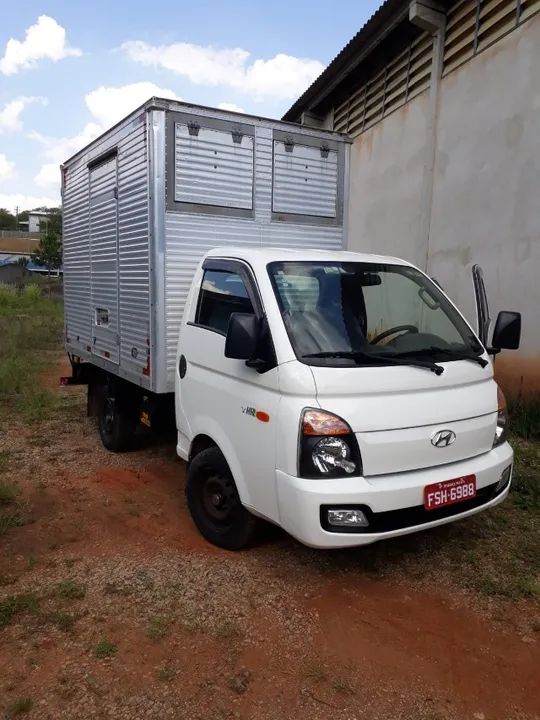 Hyundai HR