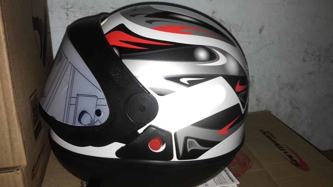 CAPACETE SAN MARINO NOVO - Foto 2