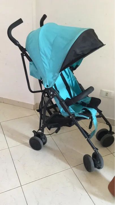 Carrinho de Bebê (Guarda-Chuva)