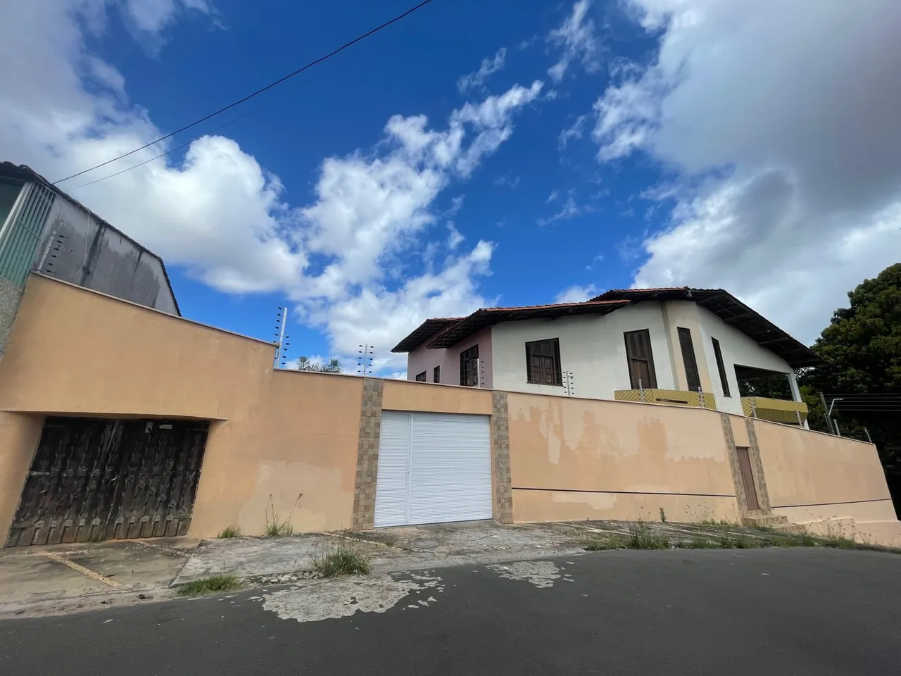 ALUGO EXCELENTE CASA NA COHAMA