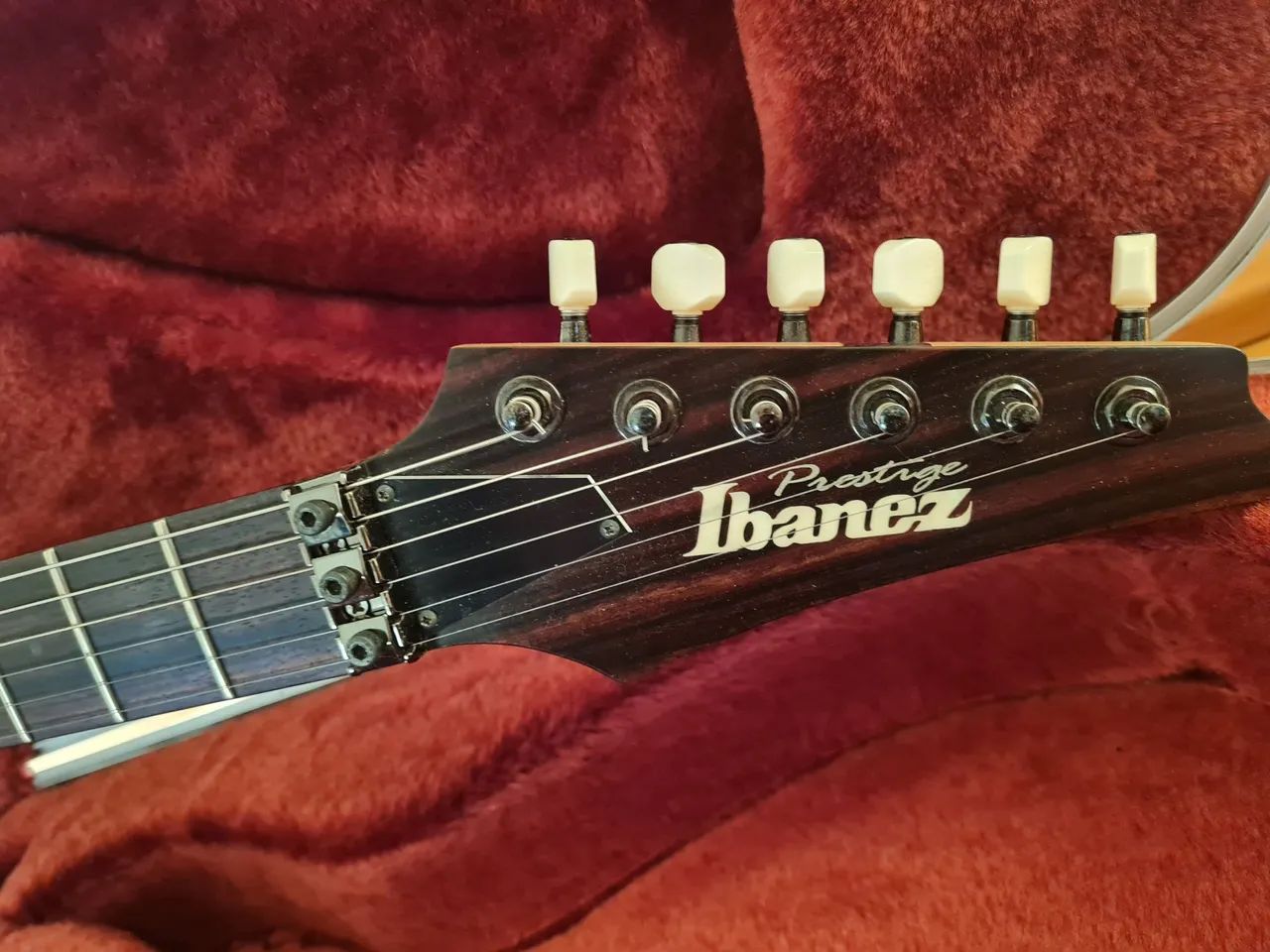 Guitarra Ibanez Prestige RGT220Z Japonesa  - Foto 2