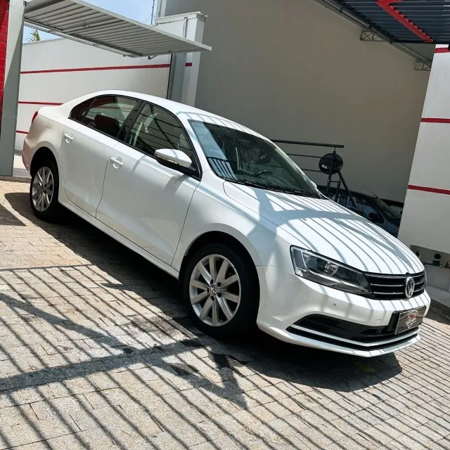 Jetta Comfortline 2.0 Tiptronic 2015