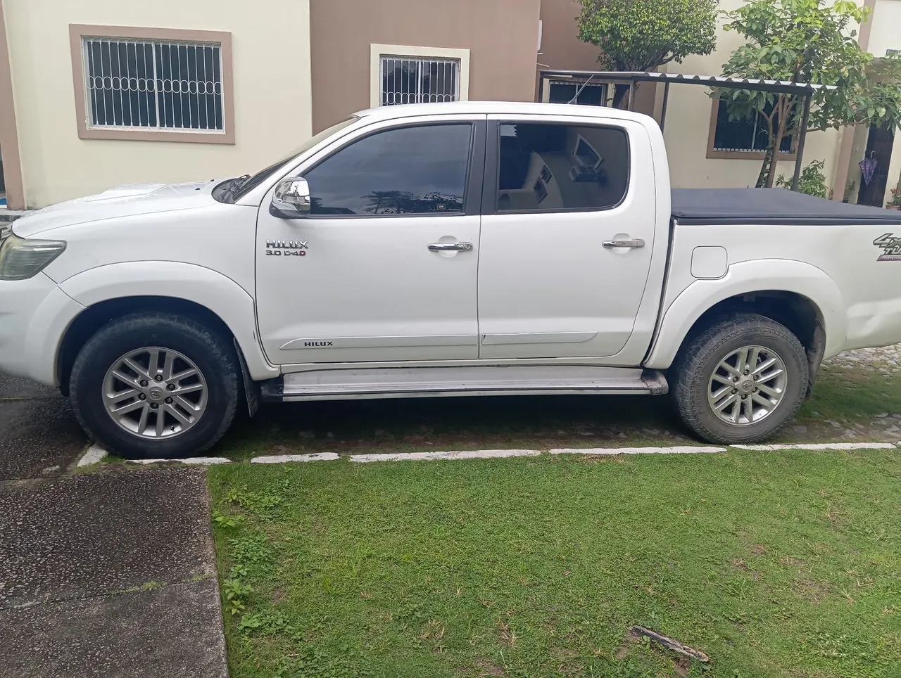 JOGO D RODAS HILUX 2015 ORIGINAL