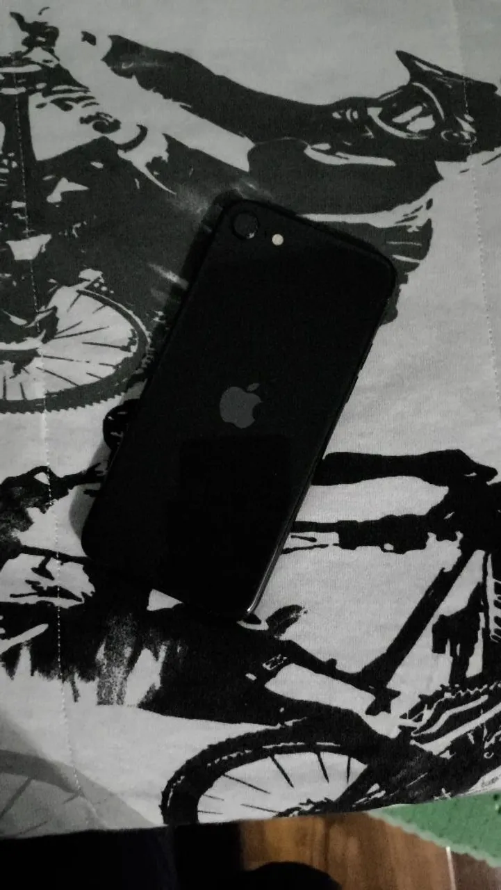 iPhone SE 2020