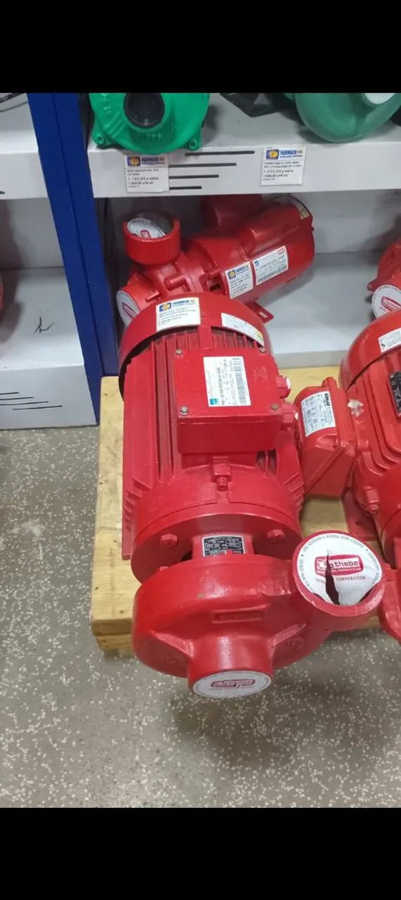 BOMBA COMBATE INCENDIO 10CV TRIF 220/380/440V PRESSAO MAX 59,56 VAZAO MAX 54,08 THEBE