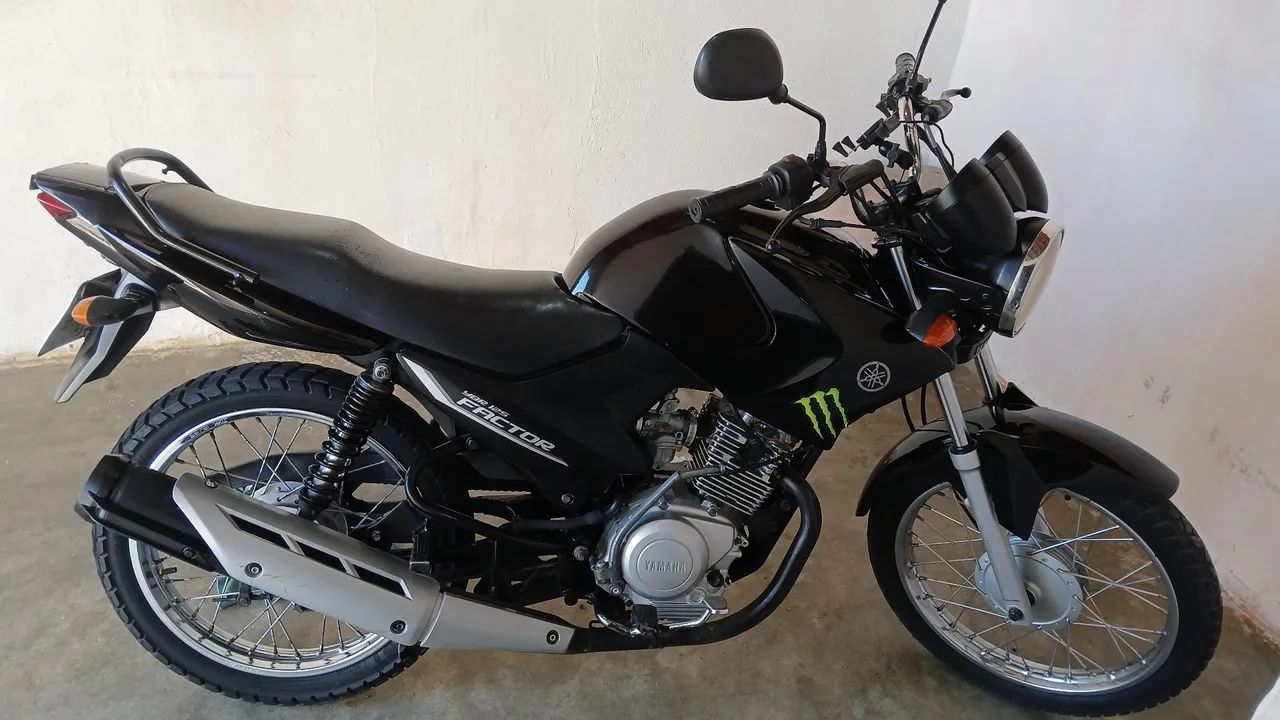 Moto de segundo dono, nunca rodou em app,  moto de garagem. - Foto 3