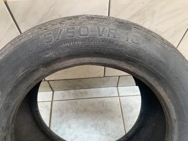 Pneus P Zero /175-510-13"