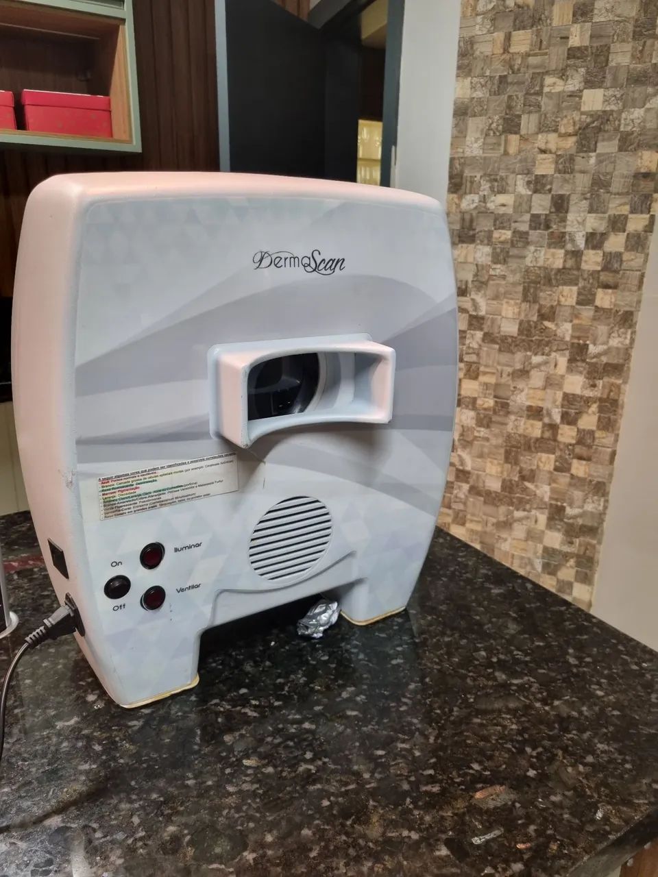 Dermoscan - Equipamento para análise da pele. pele