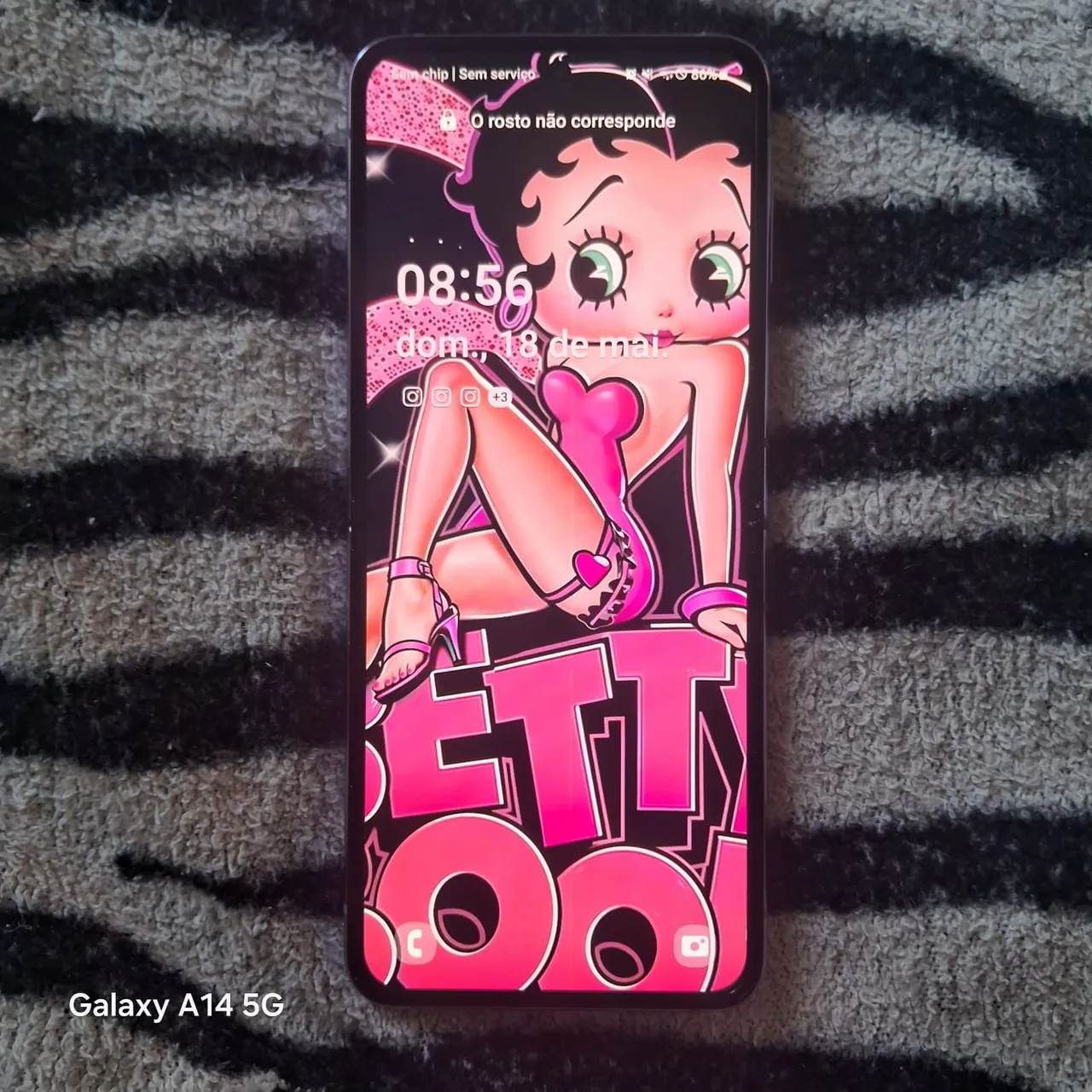 Celular galax z Flip4
