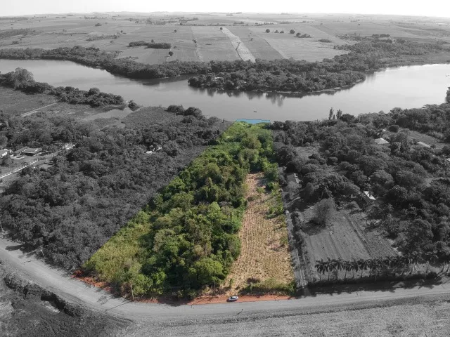 Terreno para chácara em Salto Grande com mina d´agua