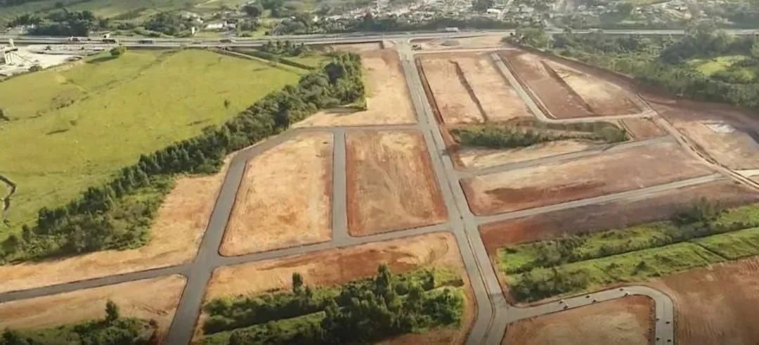 Barbada! Pronto para construir! Vendo lindo terreno/ lote plano com 510 m², com escritura  - Foto 2