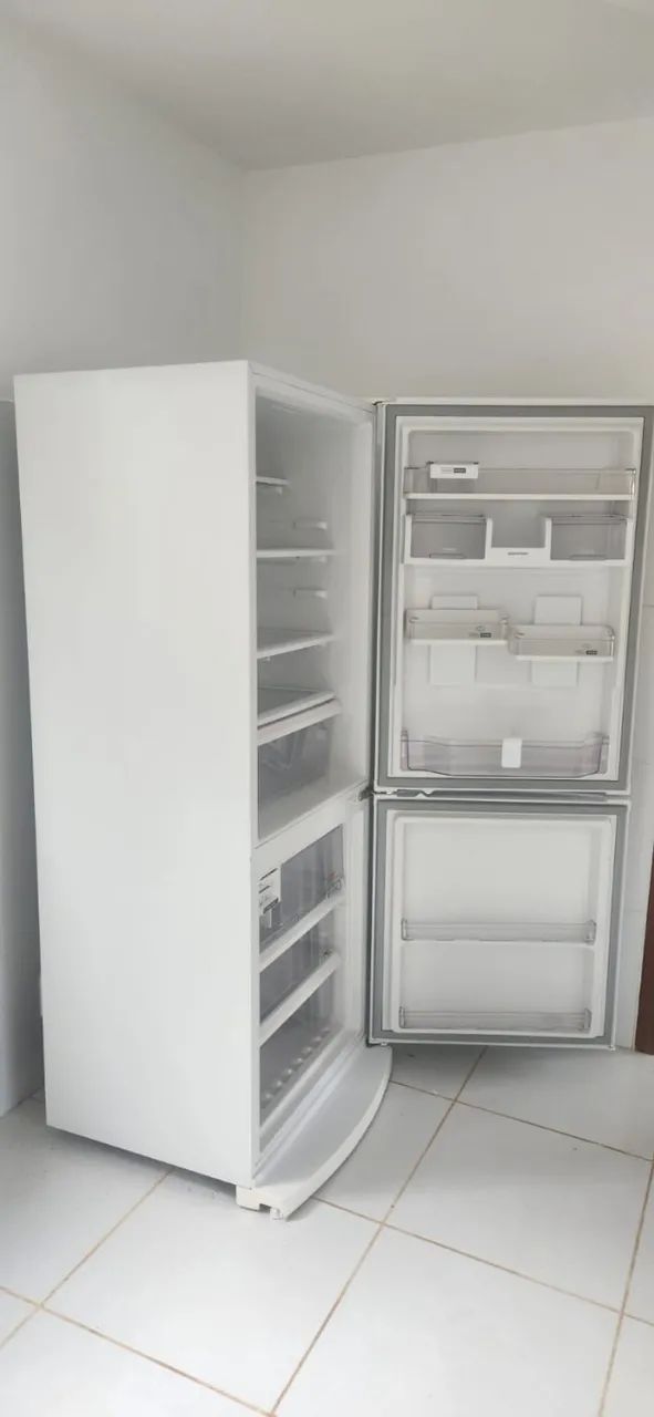 Geladeira Brastemp 443 Litros Frost Free Inverse 127V BRE57AK -JUATUBA-MG - Foto 3