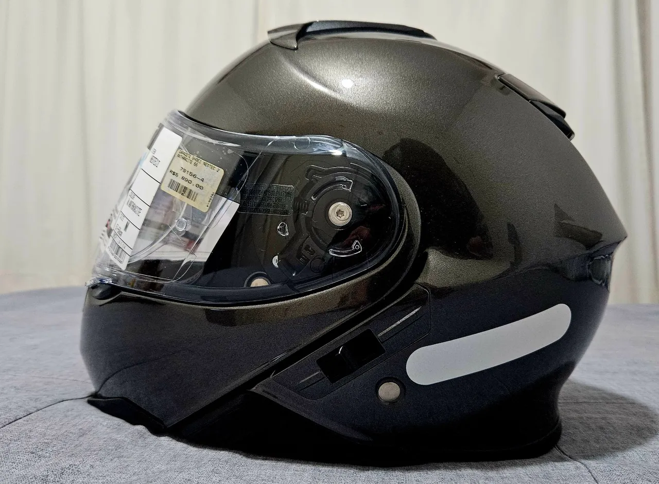 Capacete Shoei Neotec 2 Anthracite tamanho 58 (M)