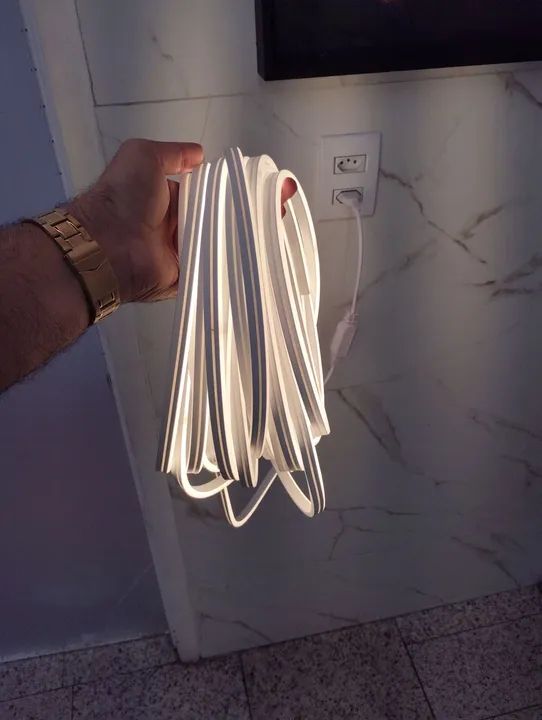 Fita de LED branco quente 3500k- Nova - Foto 4