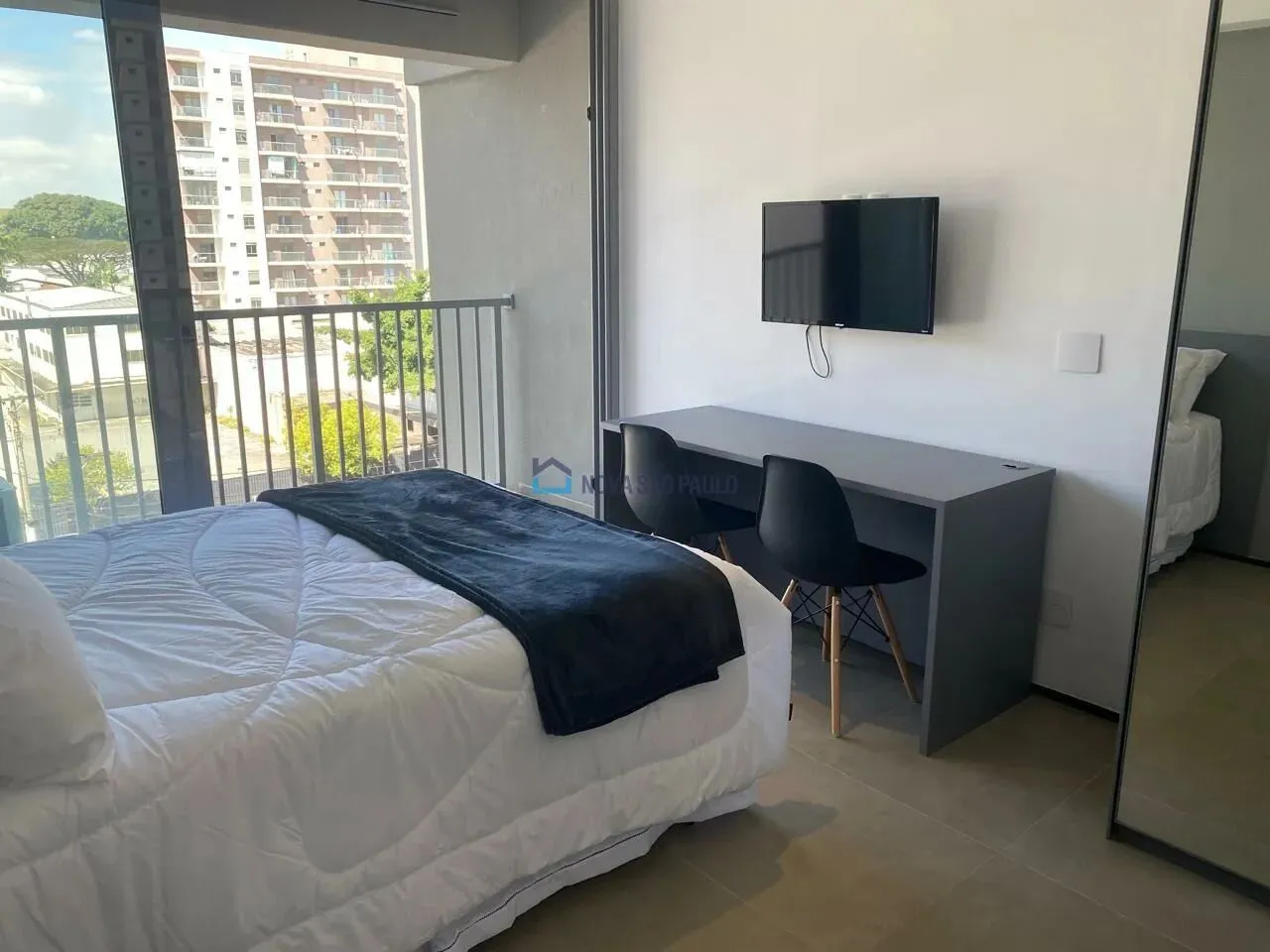 Studio à venda em Moema - Novo e equipado - 20 m2 300m. do Metrô Eucalíptos