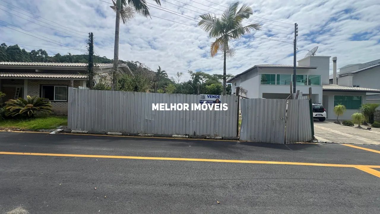 Residencial Ariribá - Terreno a venda no Condomínio Residencial Ariribá com 325 m² em Baln