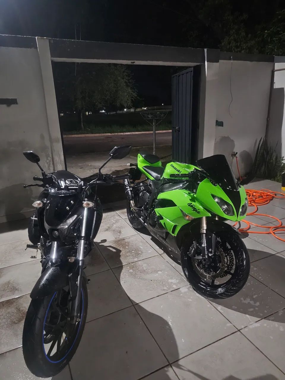 Kawasak Ninjai ZX6R 2010 - Foto 3