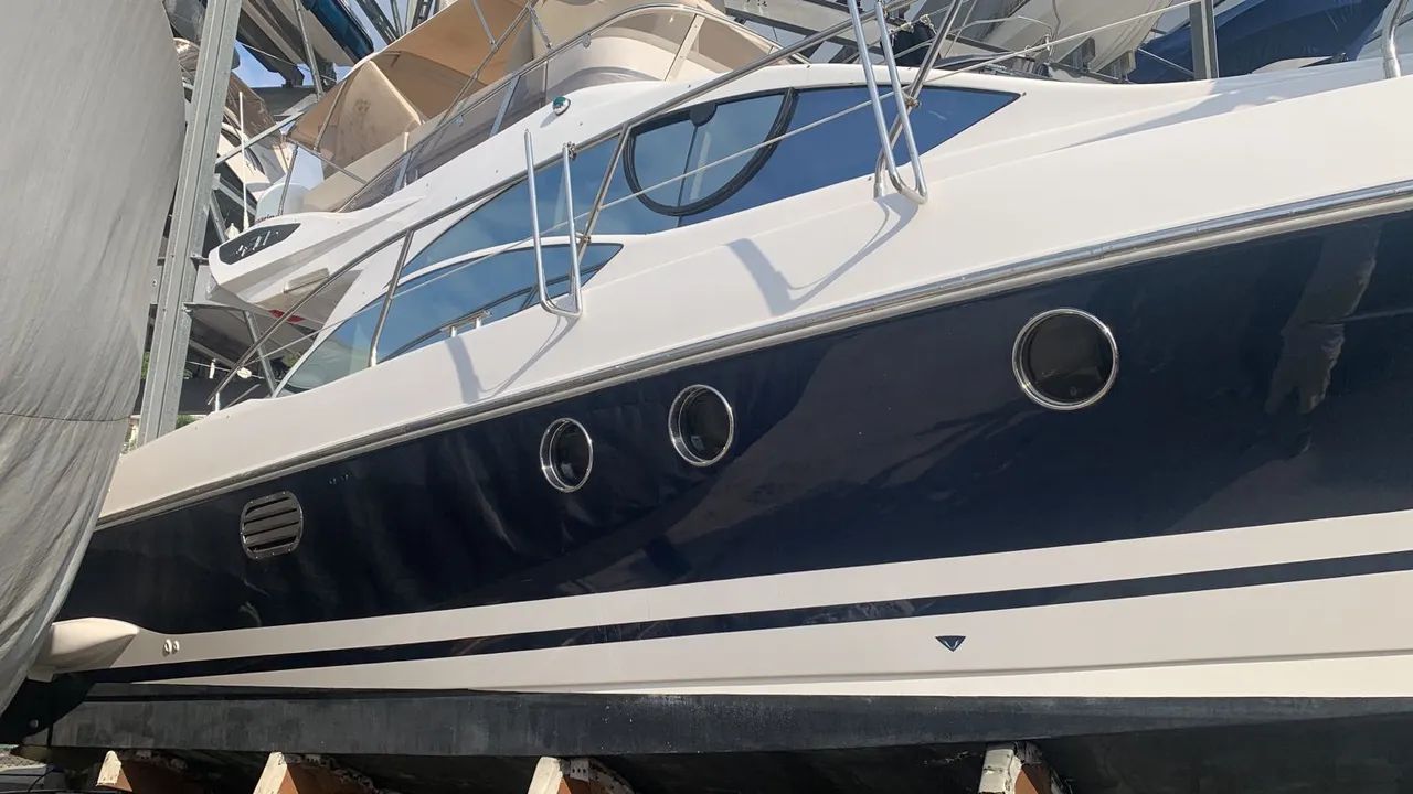 Intermarine 430 ano 2009 com 2 x IPS 600 zero - não Azimut. Schaefer  - Foto 3