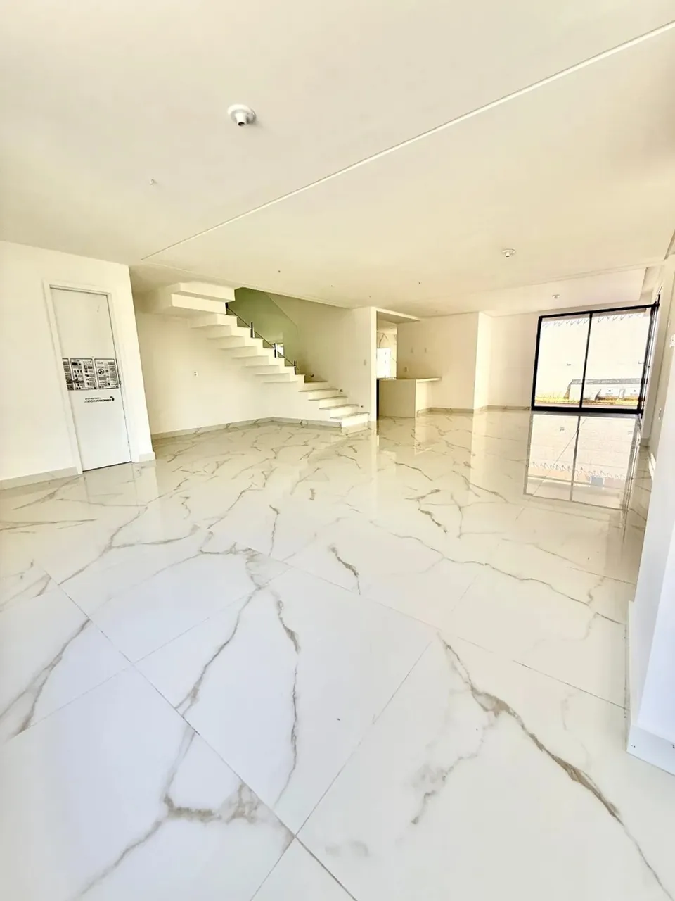 Casa à Venda no Alliance Hause- Intermares