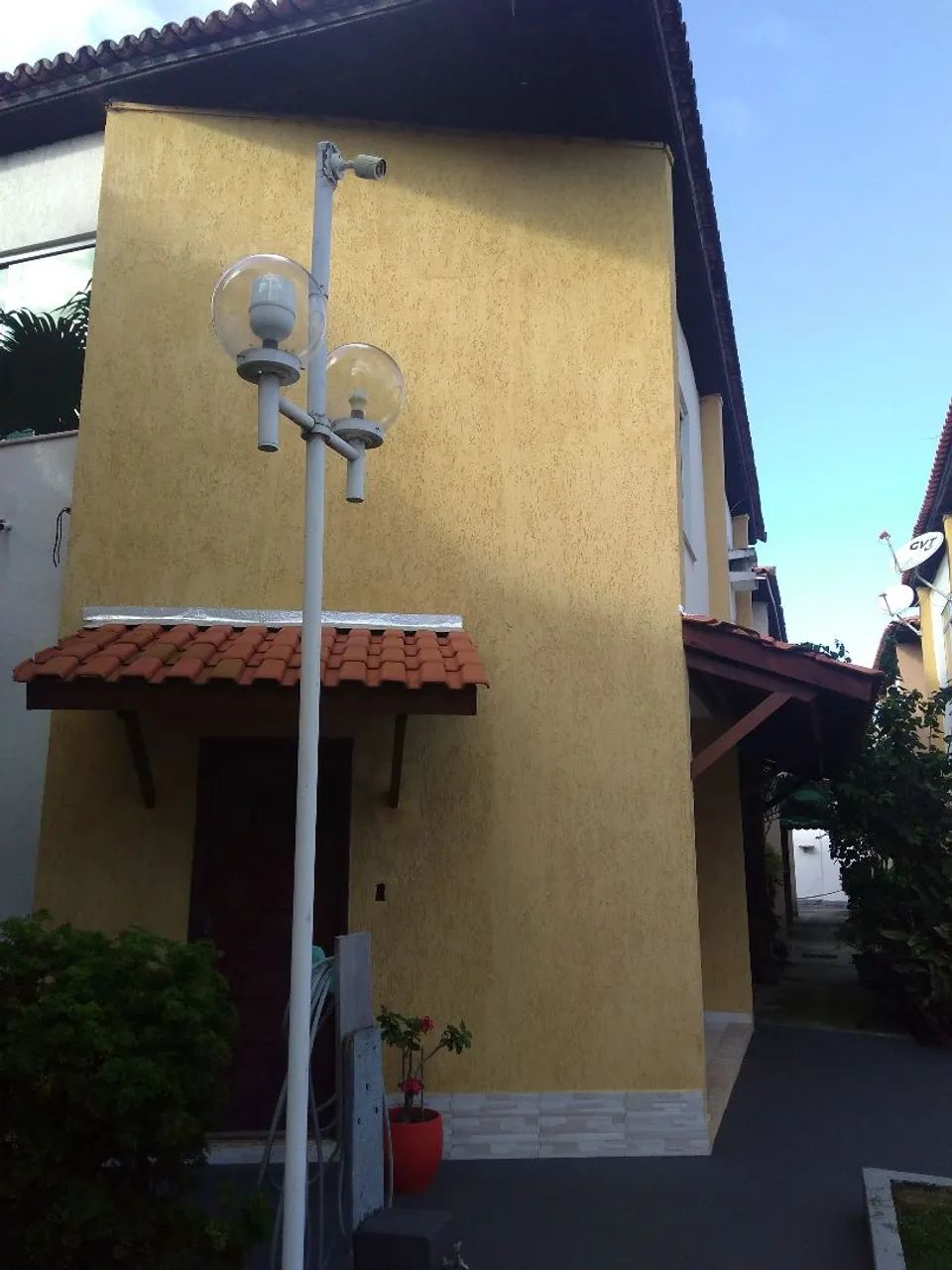 Casa condomínio Itapuã 