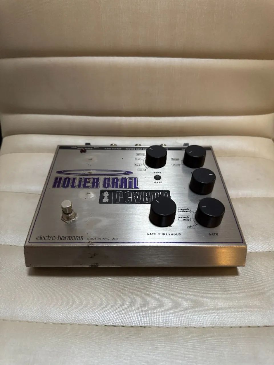 Pedal Electro Harmonix Holier Grail Reverb - Super Conservado
