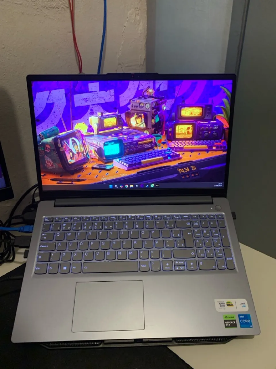 Lenovo LOQ-Essential