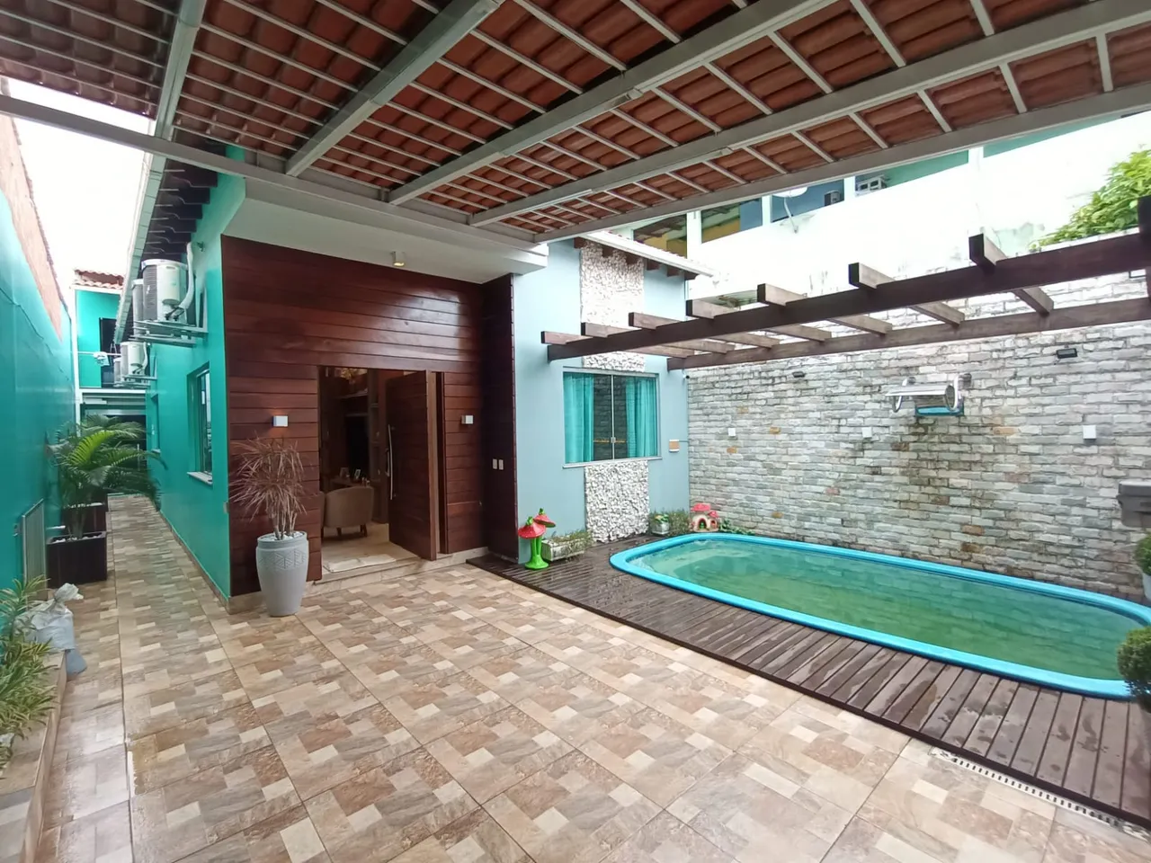 5 Qrts - Aceito 250 Mil de Entrada/ Zona Leste