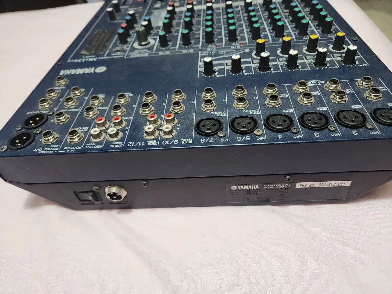 Mesa de Som Yamaha MG124Cx - Foto 2